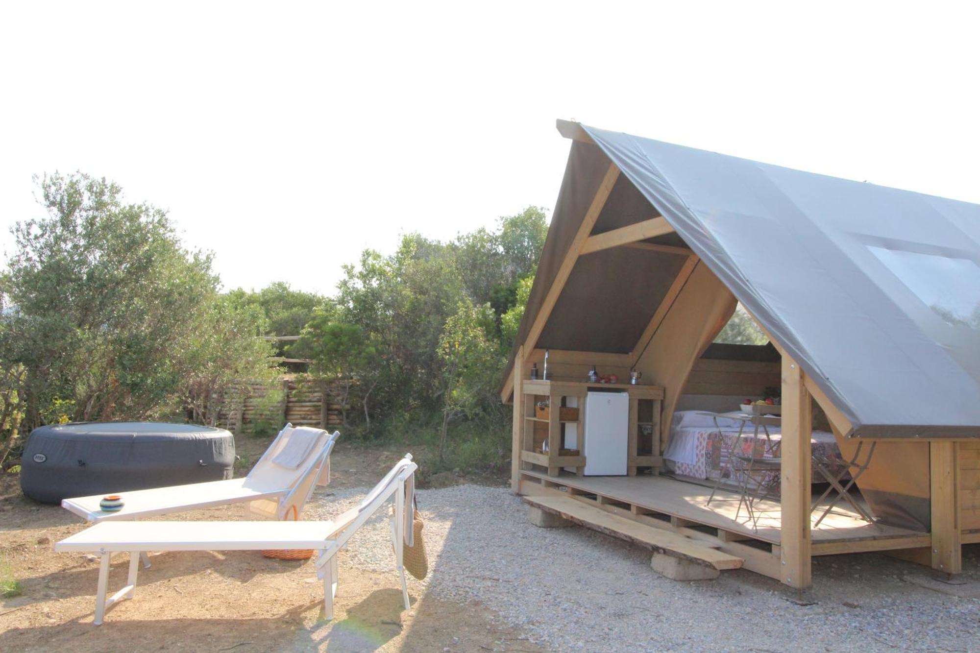 Glamping San Bart Hotel San Vincenzo Buitenkant foto